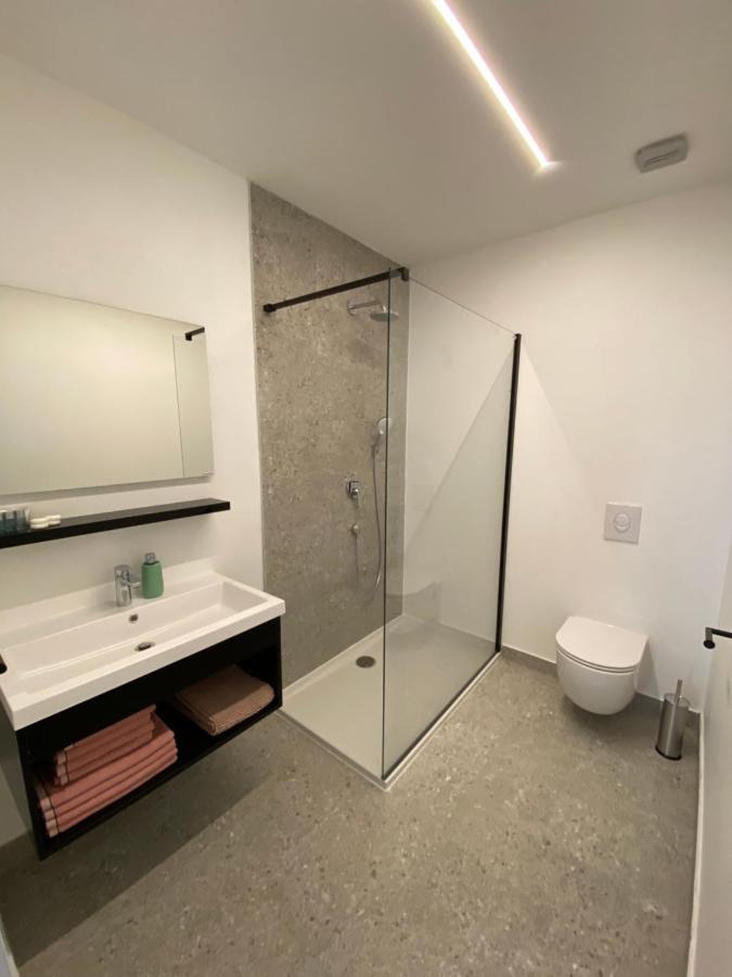 Apartmani Kumenat Biograd Na Moru Exterior foto
